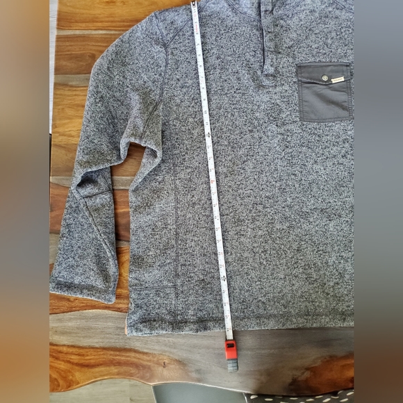 Awesome Woolrich, Men's XL Pull Over Shirt, Gray, Polyester - Picture 5 of 7